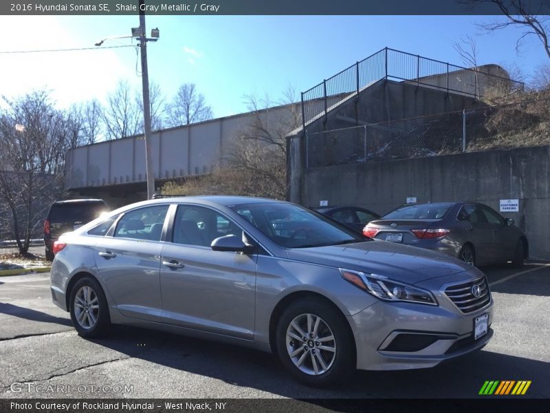 Shale Gray Metallic / Gray 2016 Hyundai Sonata SE