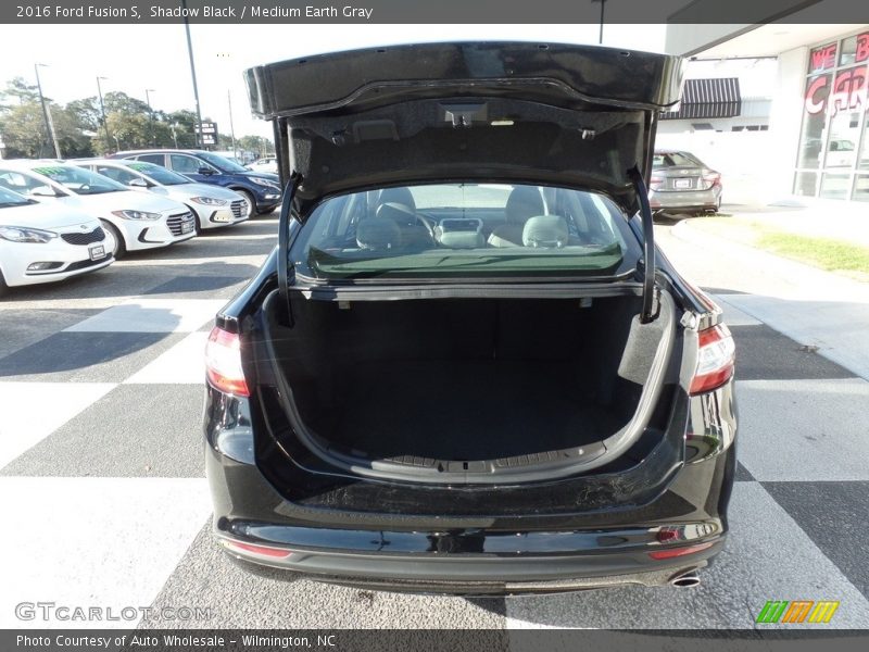 Shadow Black / Medium Earth Gray 2016 Ford Fusion S