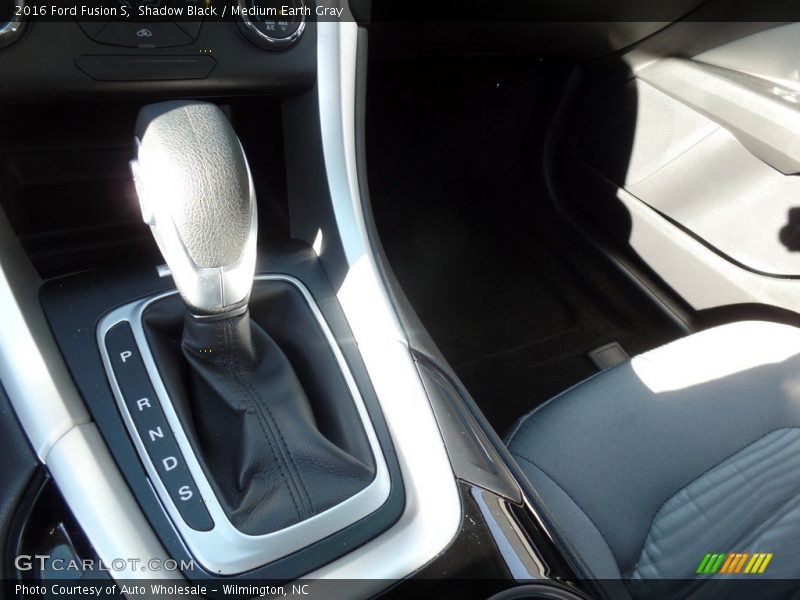 Shadow Black / Medium Earth Gray 2016 Ford Fusion S