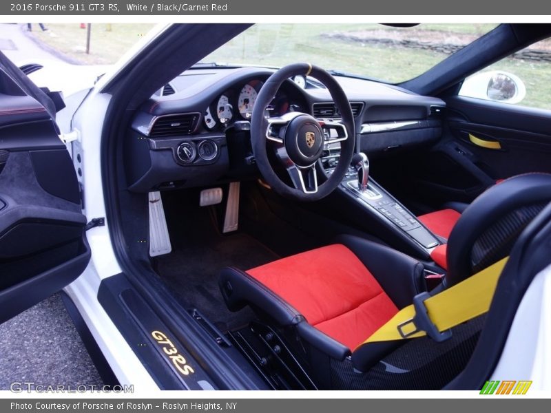 White / Black/Garnet Red 2016 Porsche 911 GT3 RS