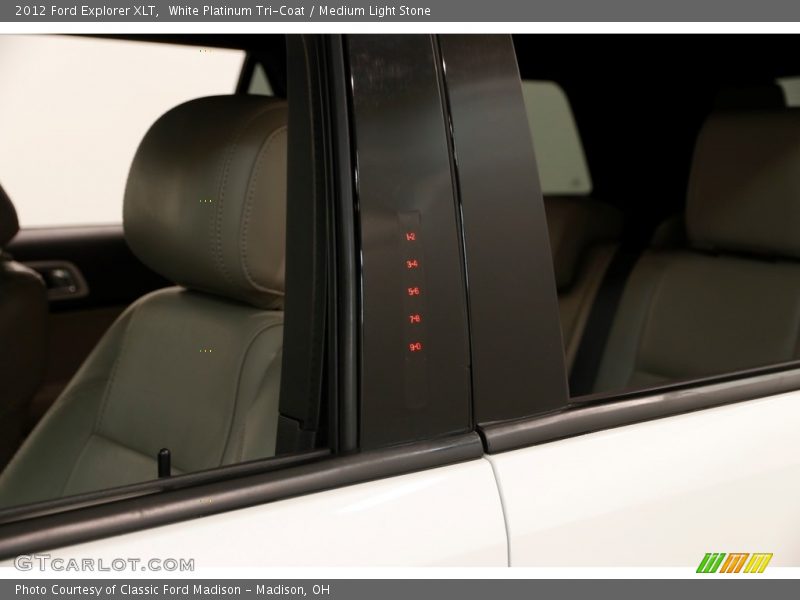 White Platinum Tri-Coat / Medium Light Stone 2012 Ford Explorer XLT