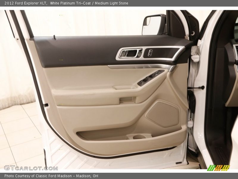 White Platinum Tri-Coat / Medium Light Stone 2012 Ford Explorer XLT