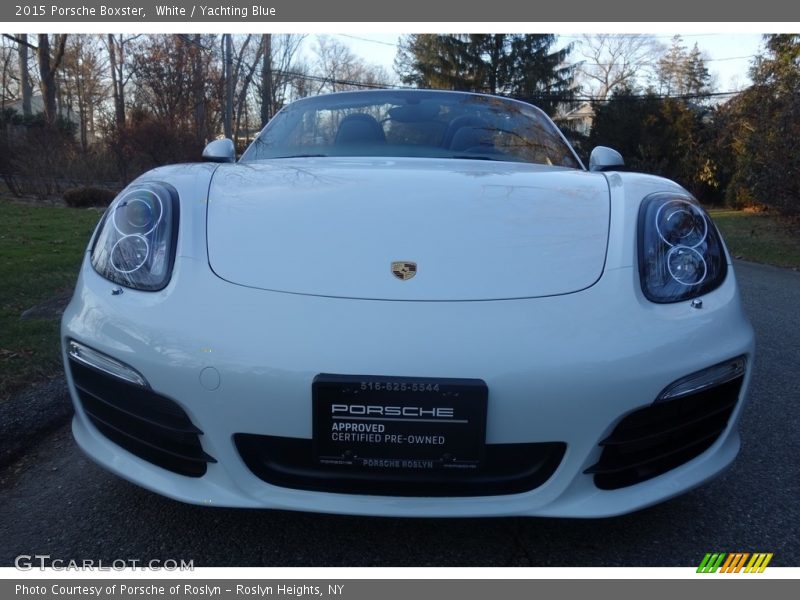 White / Yachting Blue 2015 Porsche Boxster