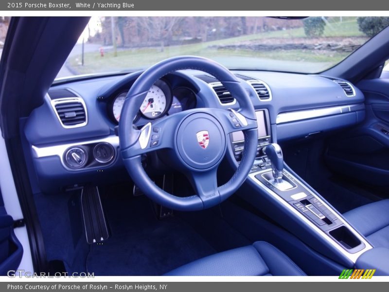 White / Yachting Blue 2015 Porsche Boxster