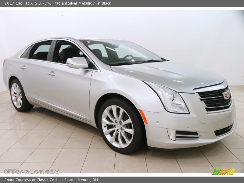 Radiant Silver Metallic / Jet Black 2017 Cadillac XTS Luxury