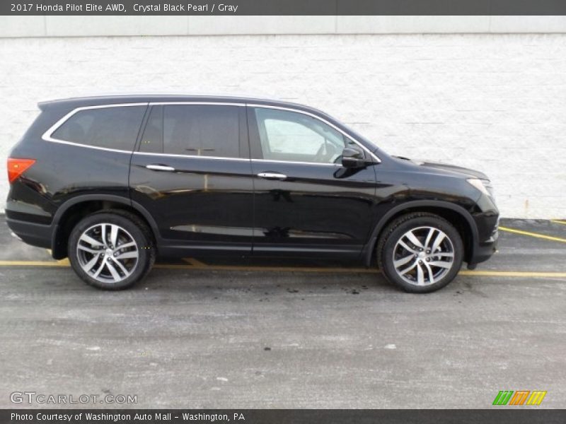 Crystal Black Pearl / Gray 2017 Honda Pilot Elite AWD