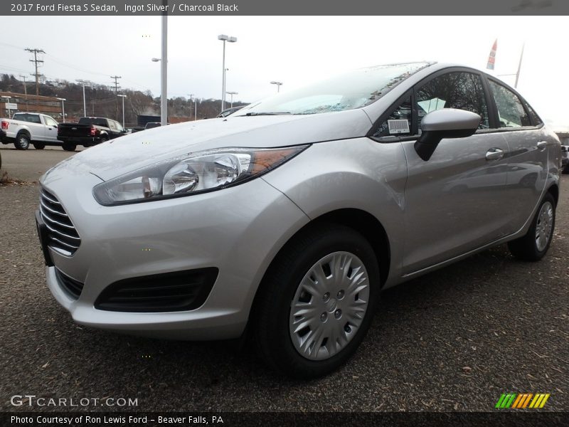 Ingot Silver / Charcoal Black 2017 Ford Fiesta S Sedan