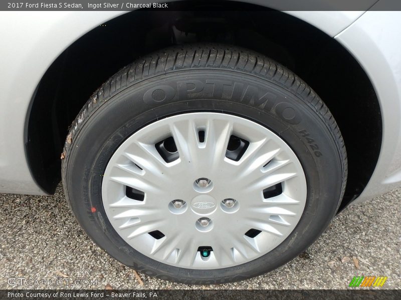 Ingot Silver / Charcoal Black 2017 Ford Fiesta S Sedan