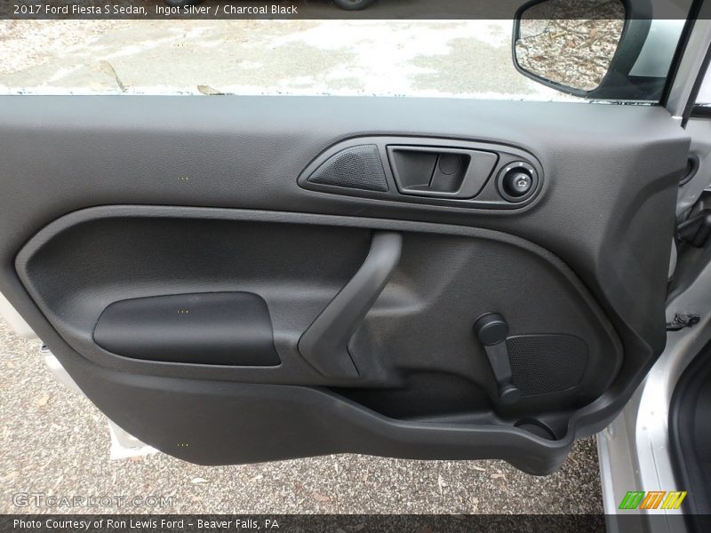 Ingot Silver / Charcoal Black 2017 Ford Fiesta S Sedan