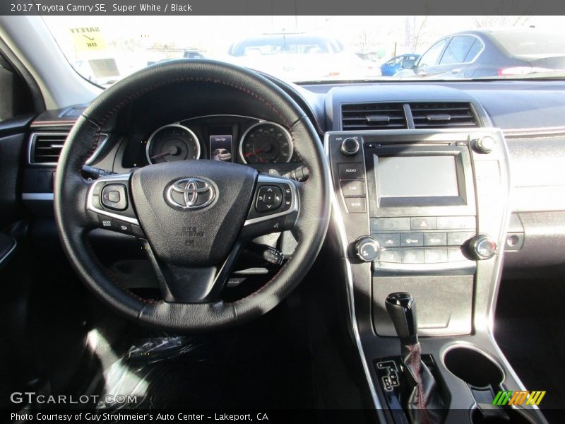 Super White / Black 2017 Toyota Camry SE