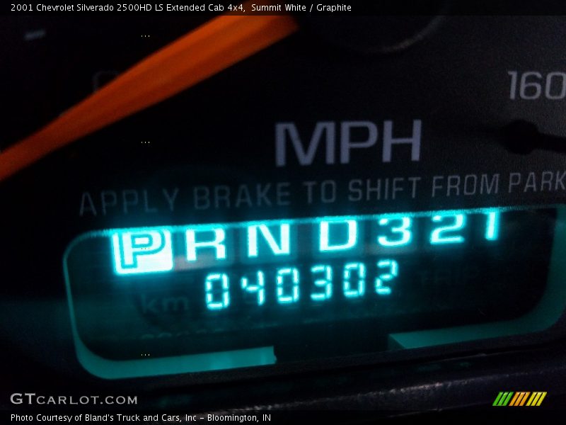 Summit White / Graphite 2001 Chevrolet Silverado 2500HD LS Extended Cab 4x4