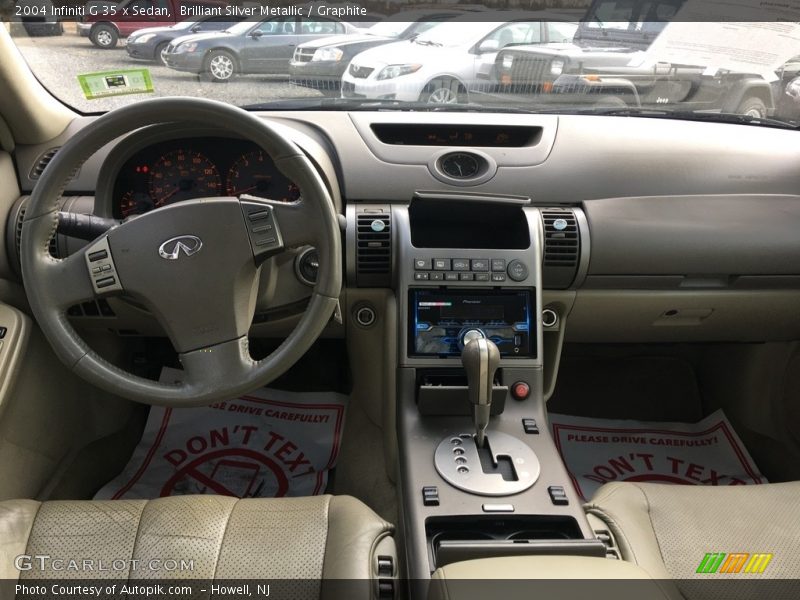 Brilliant Silver Metallic / Graphite 2004 Infiniti G 35 x Sedan