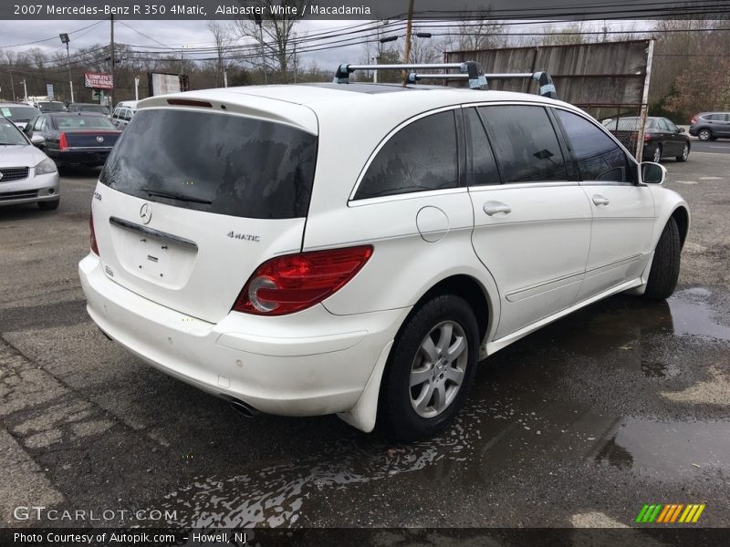 Alabaster White / Macadamia 2007 Mercedes-Benz R 350 4Matic