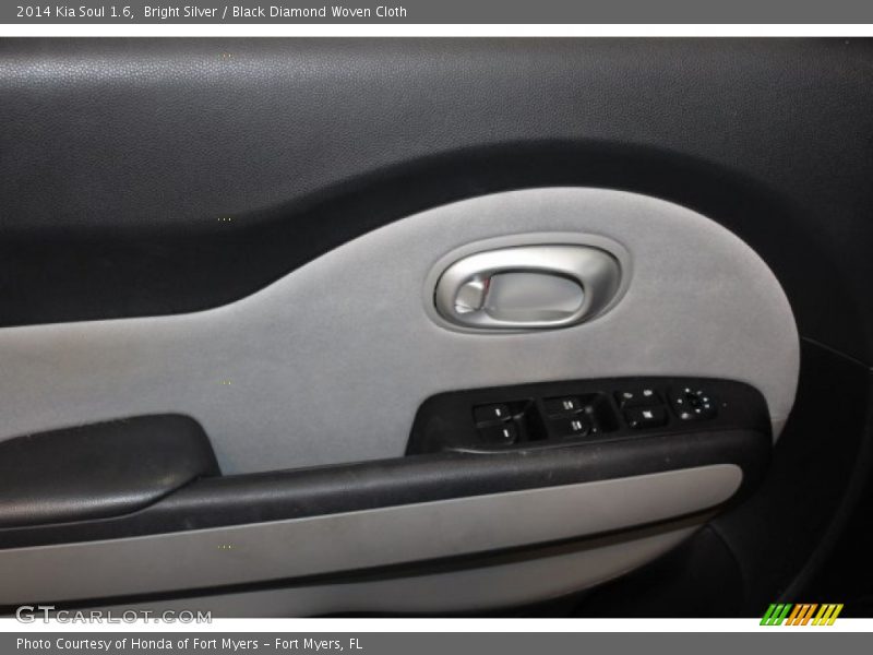 Bright Silver / Black Diamond Woven Cloth 2014 Kia Soul 1.6