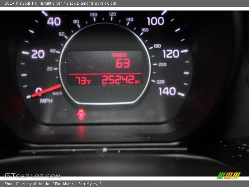 Bright Silver / Black Diamond Woven Cloth 2014 Kia Soul 1.6