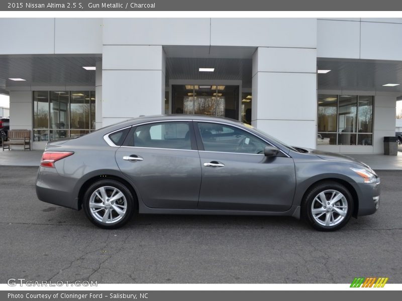 Gun Metallic / Charcoal 2015 Nissan Altima 2.5 S