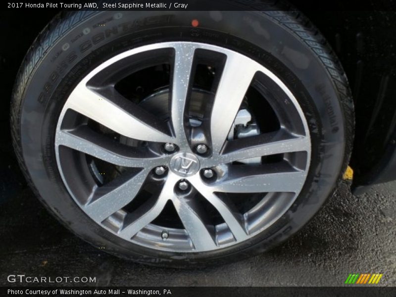 Steel Sapphire Metallic / Gray 2017 Honda Pilot Touring AWD