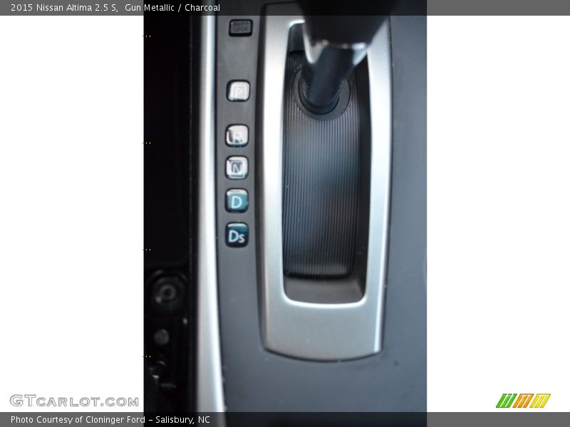 Gun Metallic / Charcoal 2015 Nissan Altima 2.5 S