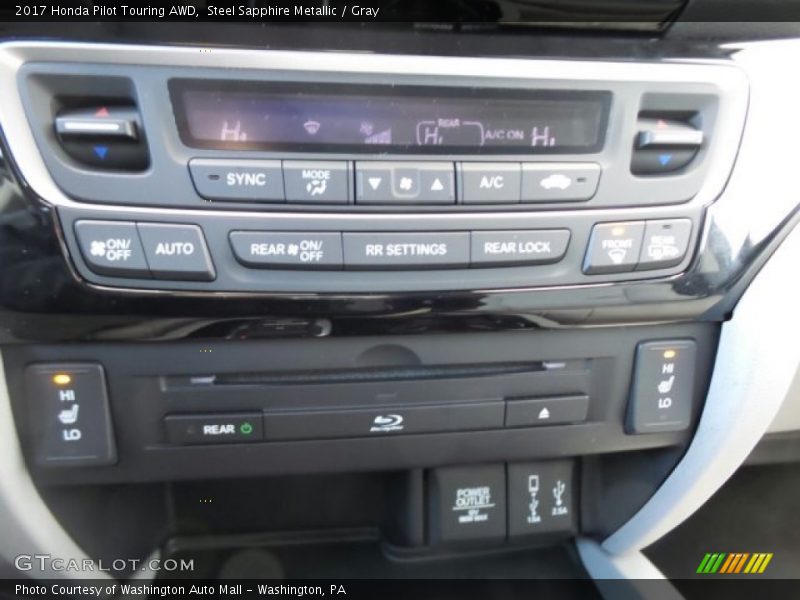 Steel Sapphire Metallic / Gray 2017 Honda Pilot Touring AWD