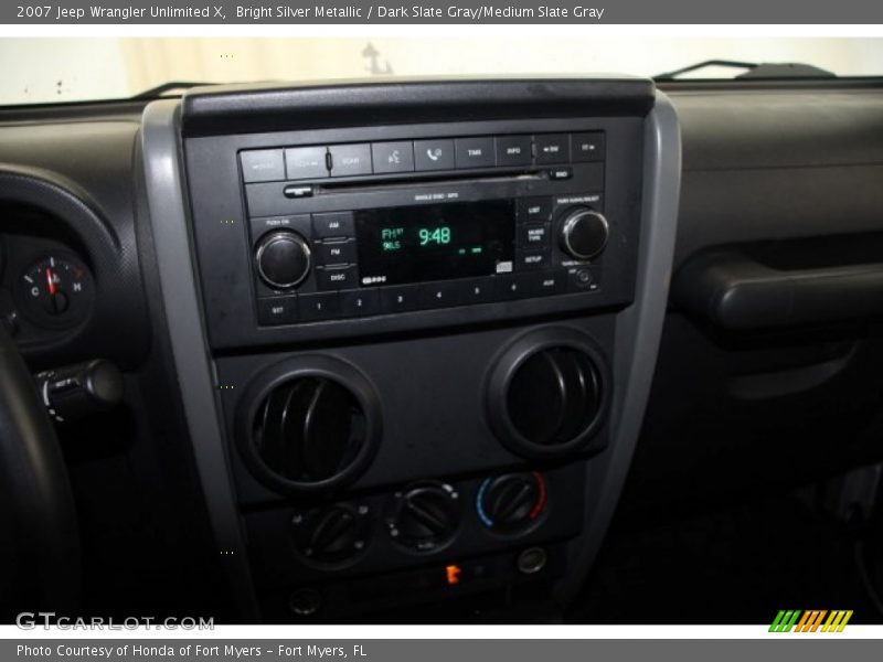 Bright Silver Metallic / Dark Slate Gray/Medium Slate Gray 2007 Jeep Wrangler Unlimited X