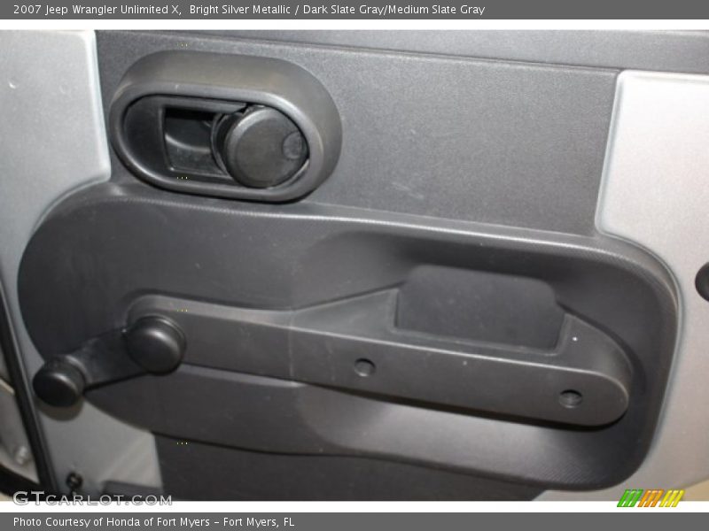 Bright Silver Metallic / Dark Slate Gray/Medium Slate Gray 2007 Jeep Wrangler Unlimited X