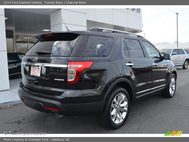 Tuxedo Black / Charcoal Black 2014 Ford Explorer Limited