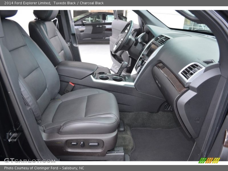 Tuxedo Black / Charcoal Black 2014 Ford Explorer Limited