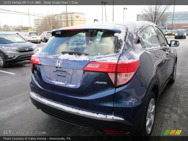 Deep Ocean Pearl / Gray 2016 Honda HR-V LX AWD