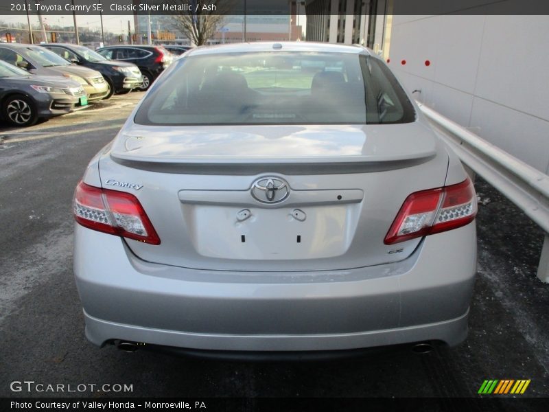 Classic Silver Metallic / Ash 2011 Toyota Camry SE