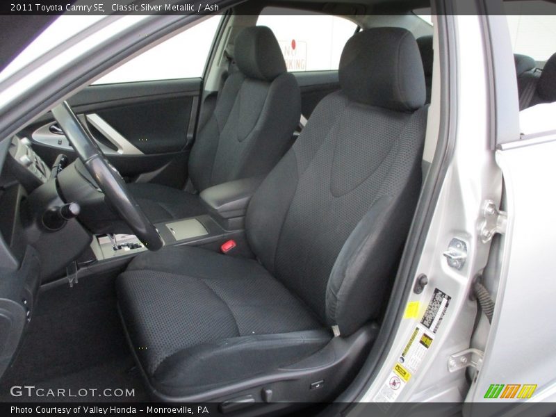 Classic Silver Metallic / Ash 2011 Toyota Camry SE