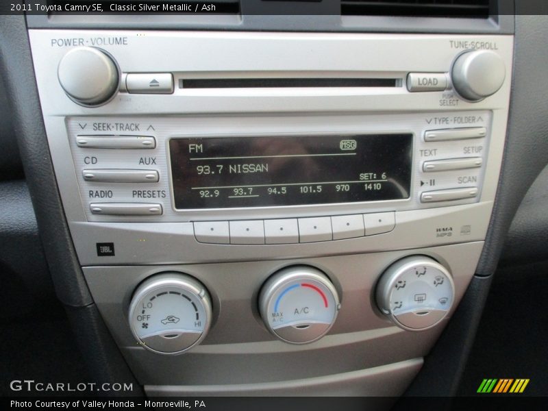 Classic Silver Metallic / Ash 2011 Toyota Camry SE