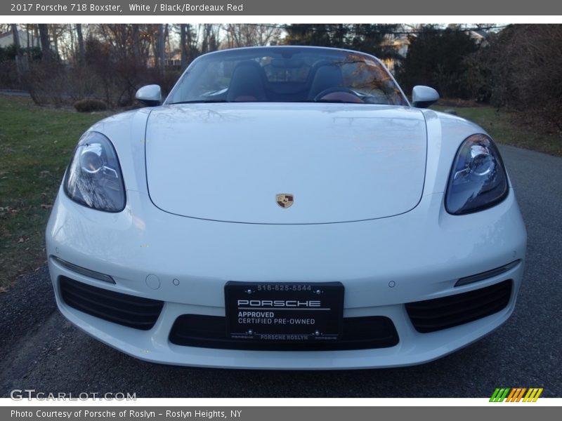 White / Black/Bordeaux Red 2017 Porsche 718 Boxster