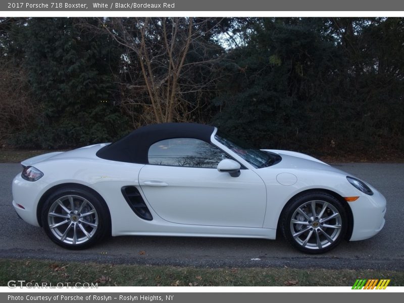 White / Black/Bordeaux Red 2017 Porsche 718 Boxster