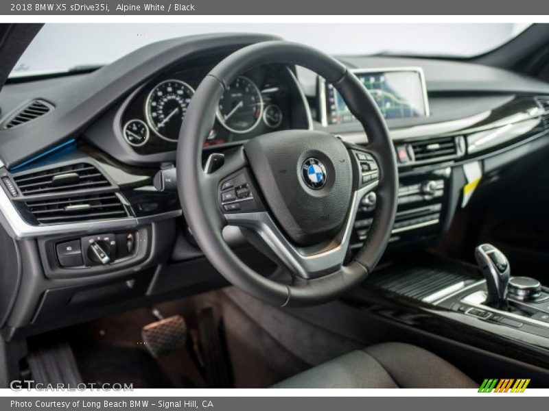 Alpine White / Black 2018 BMW X5 sDrive35i