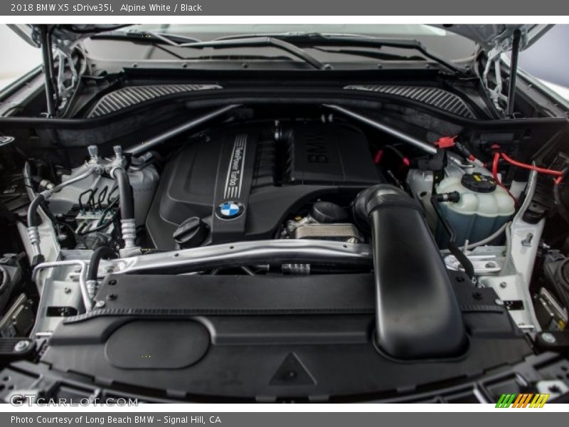 Alpine White / Black 2018 BMW X5 sDrive35i