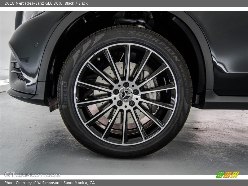 Black / Black 2018 Mercedes-Benz GLC 300