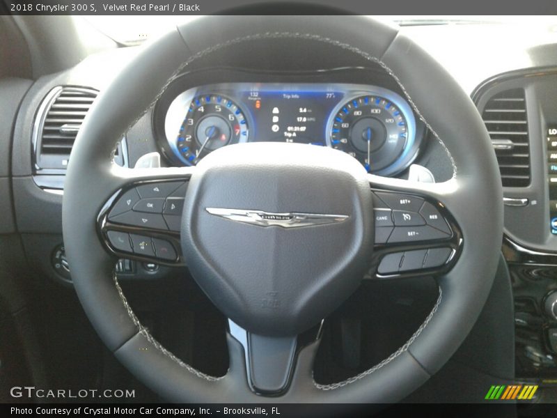 Velvet Red Pearl / Black 2018 Chrysler 300 S