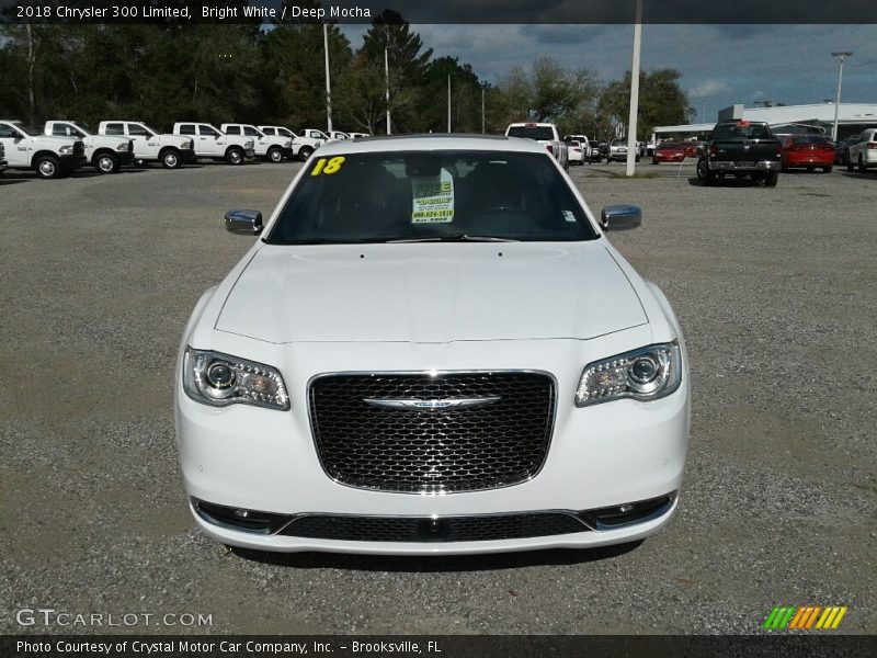 Bright White / Deep Mocha 2018 Chrysler 300 Limited