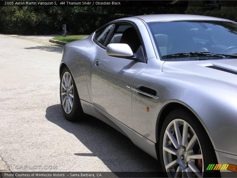 AM Titanium Silver / Obsidian Black 2005 Aston Martin Vanquish S