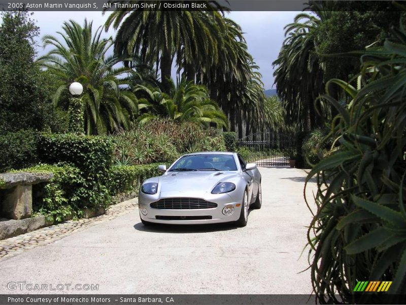 AM Titanium Silver / Obsidian Black 2005 Aston Martin Vanquish S