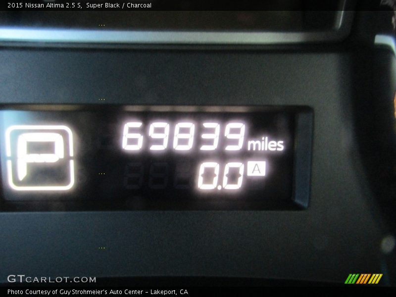 Super Black / Charcoal 2015 Nissan Altima 2.5 S