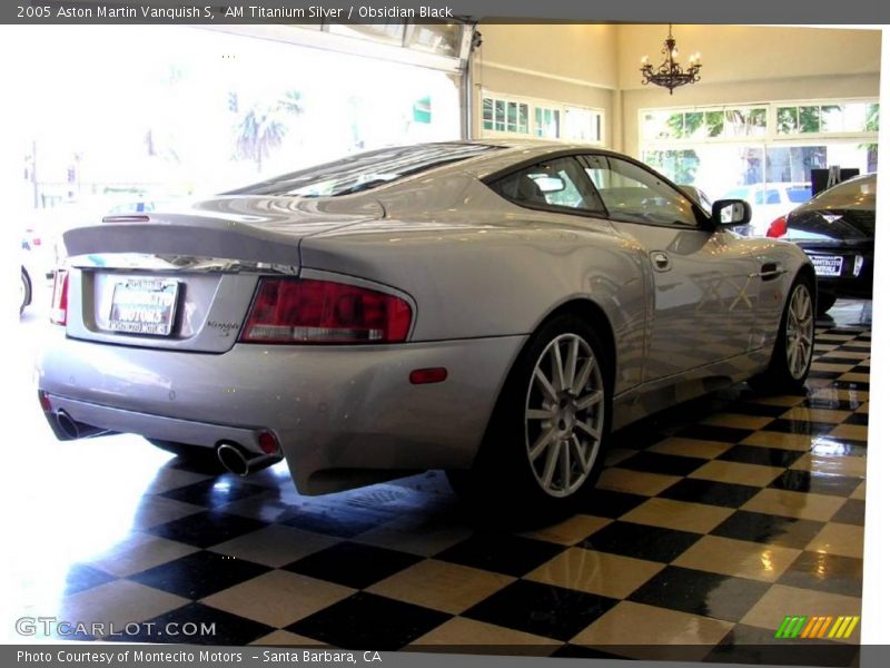 AM Titanium Silver / Obsidian Black 2005 Aston Martin Vanquish S