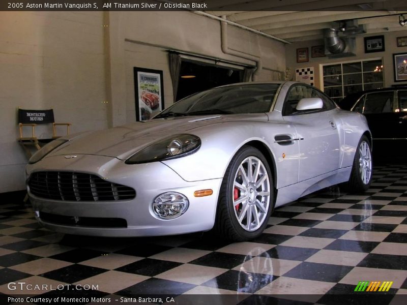 AM Titanium Silver / Obsidian Black 2005 Aston Martin Vanquish S