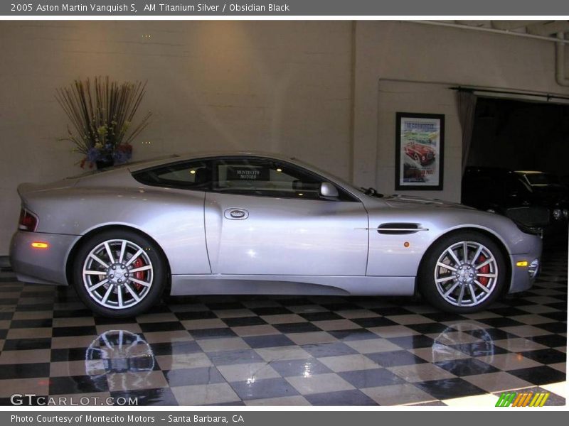 AM Titanium Silver / Obsidian Black 2005 Aston Martin Vanquish S