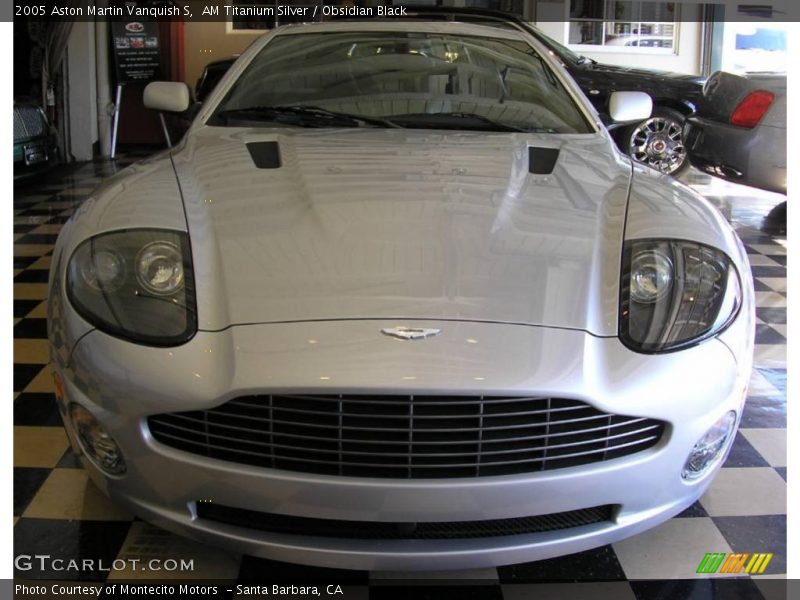 AM Titanium Silver / Obsidian Black 2005 Aston Martin Vanquish S