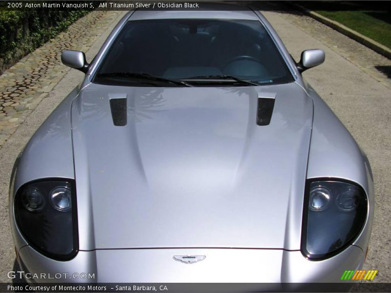 AM Titanium Silver / Obsidian Black 2005 Aston Martin Vanquish S