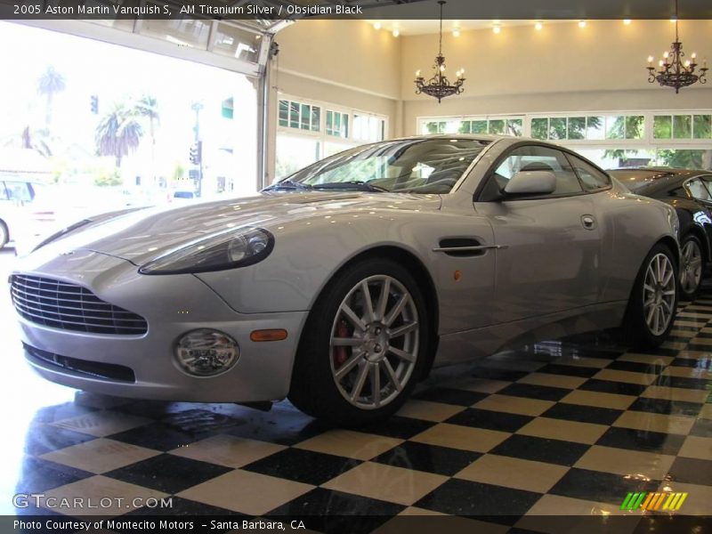 AM Titanium Silver / Obsidian Black 2005 Aston Martin Vanquish S