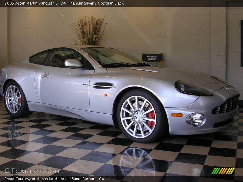 AM Titanium Silver / Obsidian Black 2005 Aston Martin Vanquish S