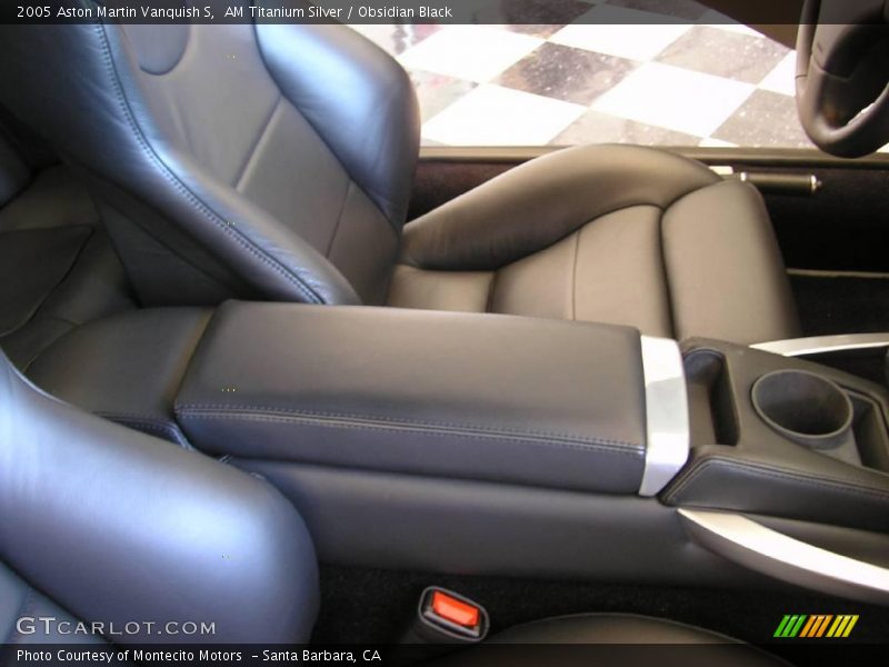 AM Titanium Silver / Obsidian Black 2005 Aston Martin Vanquish S