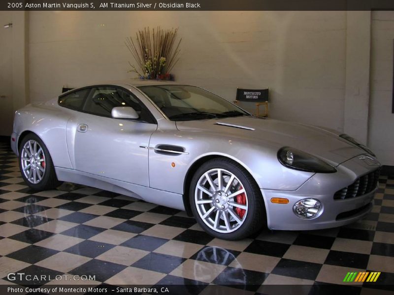 AM Titanium Silver / Obsidian Black 2005 Aston Martin Vanquish S